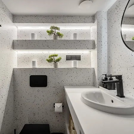 8 Loft Apartman *